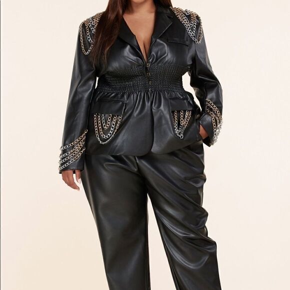 New Plus Size Vegan Leather Pantsuit L'atise by Amy - Picture 4 of 14